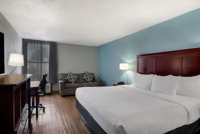 Photo 2 - Clarion Inn & Suites Grand Rapids Airport