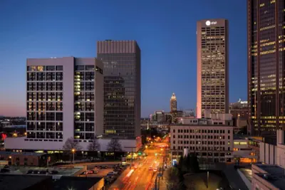 Photo 2 - Peachtree Hotel Midtown Atlanta