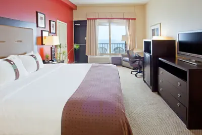 Photo 3 - Holiday Inn Resort: Galveston-On The Beach by IHG