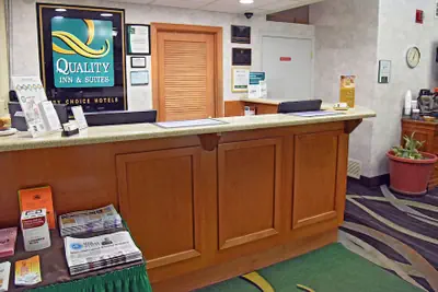 Photo 4 - Quality Inn & Suites Council Bluffs - Omaha East