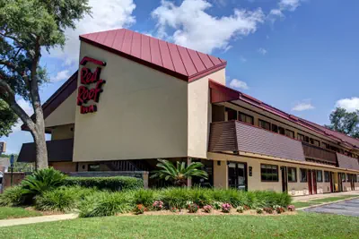 Photo 2 - Red Roof Inn Pensacola – I-10 at Davis Highway