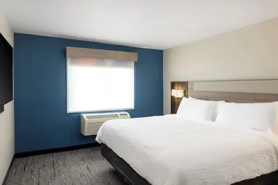 Photo 5 - Holiday Inn Express Portland South-Lake Oswego by IHG