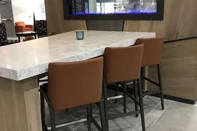 Photo 5 - The Center Hotel Grand Rapids Airport