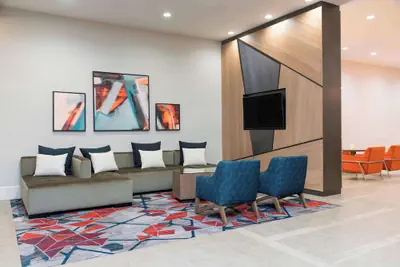 Photo 3 - The Center Hotel Grand Rapids Airport