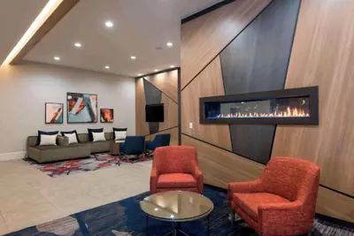 Photo 4 - The Center Hotel Grand Rapids Airport