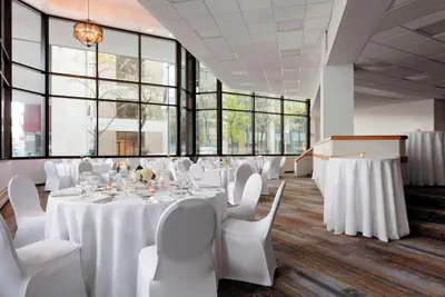 Photo 4 - Des Moines Marriott Downtown