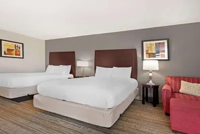 Photo 2 - Best Western Ashbury Inn