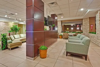 Photo 3 - Holiday Inn Bloomington-University Area by IHG