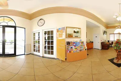 Photo 2 - Quality Inn & Suites Mt Dora North
