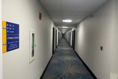 Photo 4 - Days Inn by Wyndham Sturgis