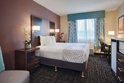 Photo 5 - Best Western Fort Myers Inn & Suites