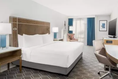 Photo 3 - Wyndham Jacksonville Hotel & Conference Center