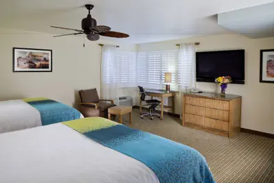 Photo 4 - PB Surf Beachside Inn