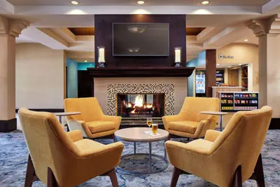 Photo 3 - Hilton Garden Inn Valencia Six Flags