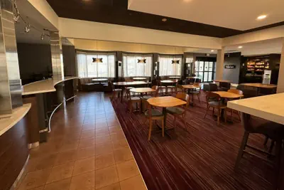 Photo 2 - Courtyard by Marriott Fishkill