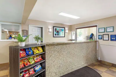 Photo 3 - Best Western Mountainbrook Inn
