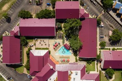 Photo 2 - Y O Ranch Hotel