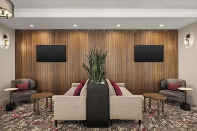 Photo 4 - Hampton Inn & Suites Downers Grove Chicago