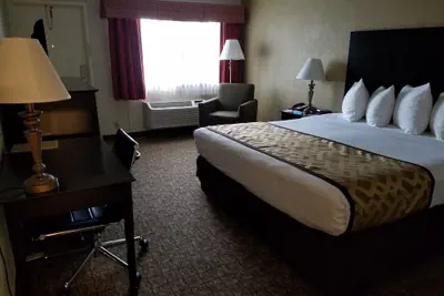 Photo 3 - Best Western Crossroads Inn