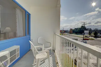 Photo 5 - Motel 6 Norfolk, VA – East Little Creek