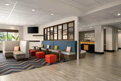 Photo 3 - Hampton Inn Chambersburg