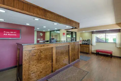 Photo 3 - Red Roof Inn Kalamazoo East - Expo Center