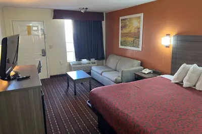 Photo 5 - Days Inn by Wyndham El Reno