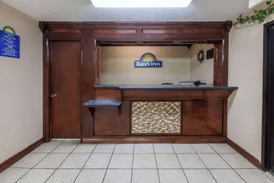 Photo 4 - Days Inn by Wyndham El Reno