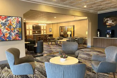 Photo 4 - Best Western Premier Rockville Hotel & Suites