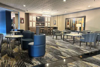 Photo 3 - Best Western Premier Rockville Hotel & Suites