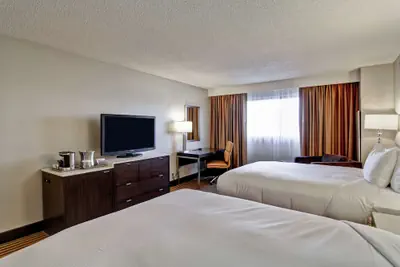 Photo 4 - DoubleTree by Hilton Hotel Pleasanton at the Club