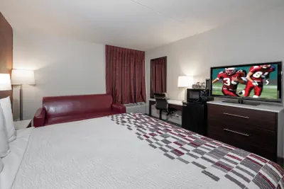 Photo 5 - Red Roof Inn Leesburg, VA