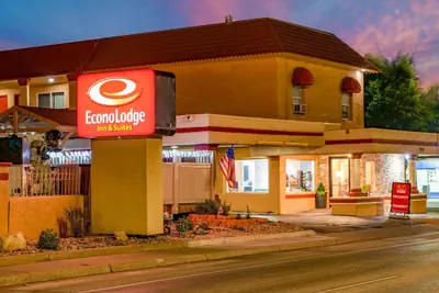 Photo 2 - Econo Lodge  Inn & Suites Durango