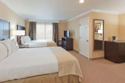 Photo 4 - Holiday Inn Hotel & Suites San Mateo-San Francisco SFO by IHG