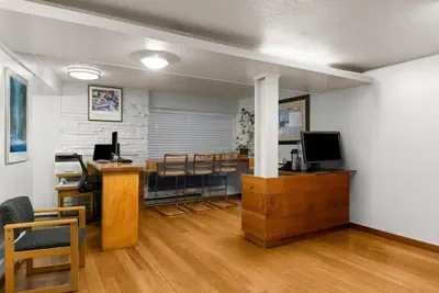 Photo 4 - The Dylan, a Baymont by Wyndham