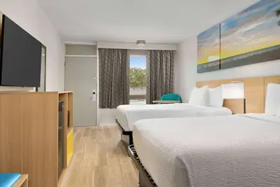 Photo 5 - Days Inn by Wyndham Lake City I-75