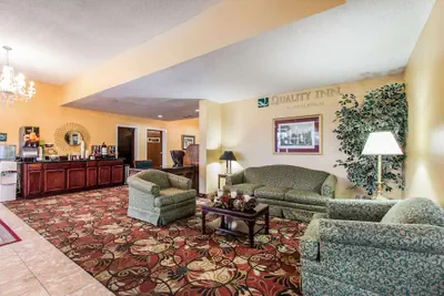 Photo 2 - Quality Inn Tifton