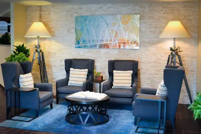 Photo 3 - Embassy Suites by Hilton Austin Downtown South Congress