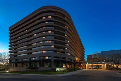 Photo 2 - Embassy Suites by Hilton Bethesda Washington DC