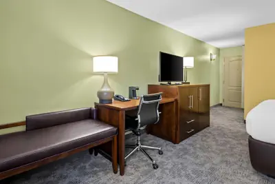 Photo 5 - Comfort Inn Plymouth - Minneapolis