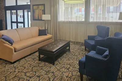 Photo 4 - Comfort Inn Plymouth - Minneapolis