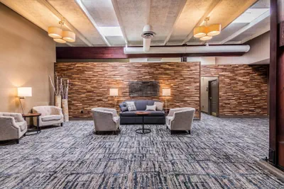 Photo 2 - Comfort Inn Plymouth - Minneapolis
