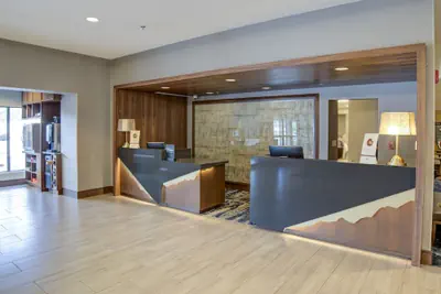 Photo 4 - Doubletree by Hilton Harrisonburg