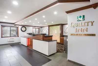 Photo 4 - Quality Inn Cedar Rapids South