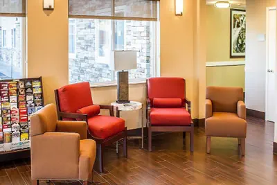 Photo 4 - Comfort Inn Roseburg
