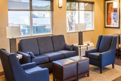 Photo 5 - Comfort Inn Roseburg