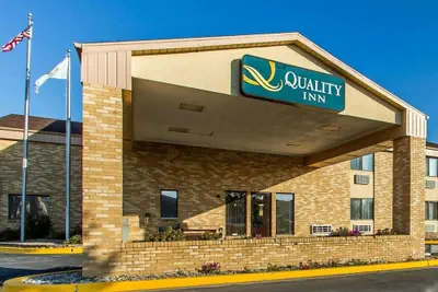 Photo 2 - Quality Inn Burlington near Hwy 34
