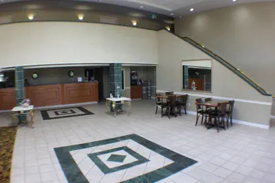 Photo 4 - The Garden Inn