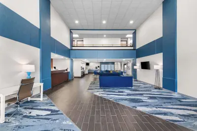 Photo 5 - Comfort Suites Stevens Point