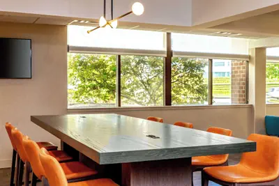 Photo 3 - DoubleTree by Hilton Hotel Boston - Westborough